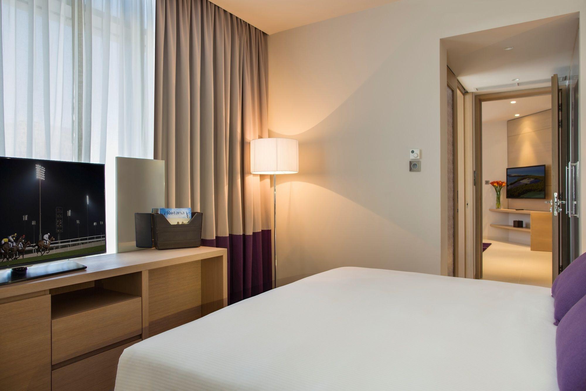 แคปิตอล เซ็นเตอร์ อาร์จาน บาย โรตานา Aparthotel อาบูดาบี ภายนอก รูปภาพ