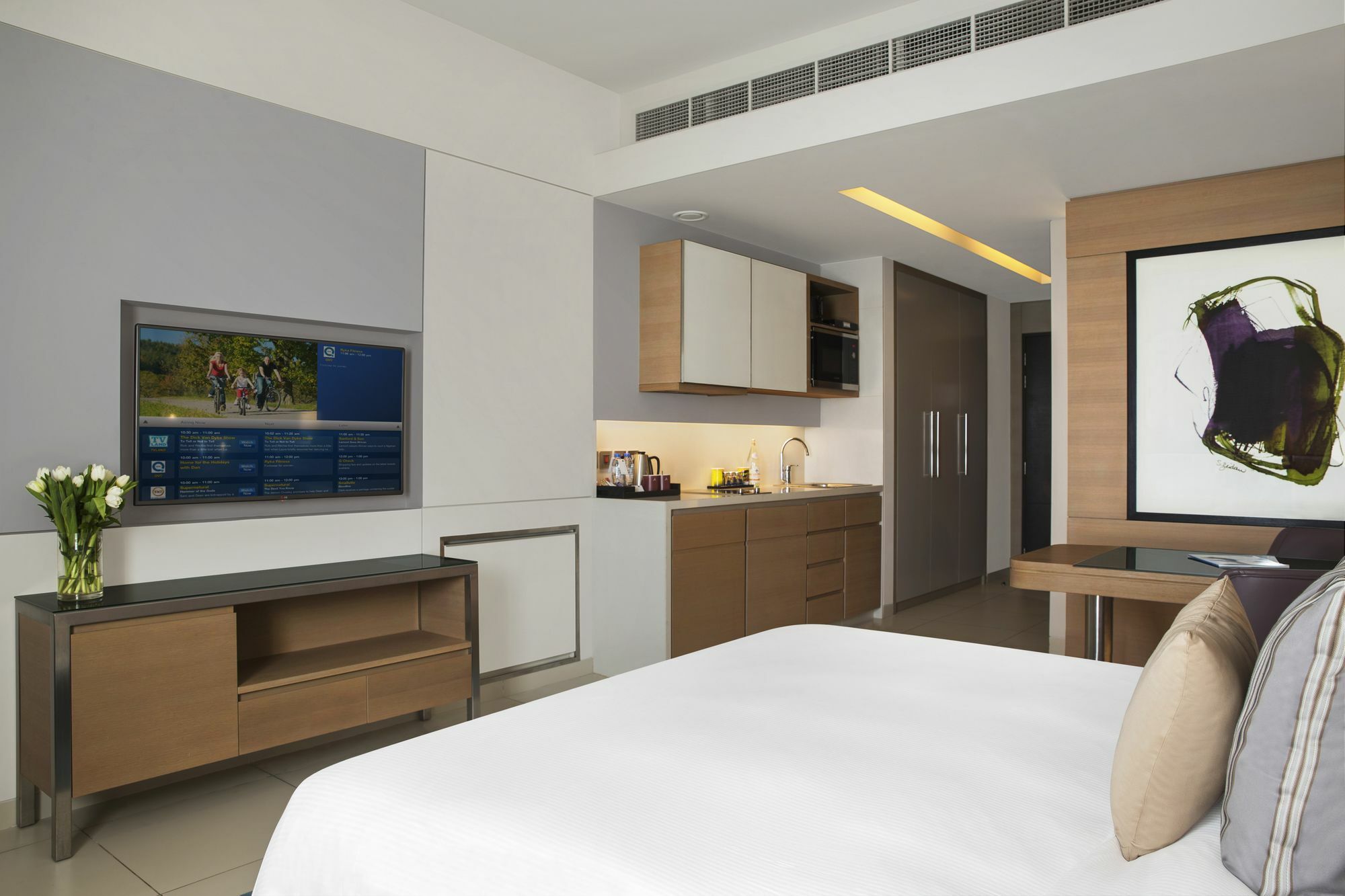 แคปิตอล เซ็นเตอร์ อาร์จาน บาย โรตานา Aparthotel อาบูดาบี ภายนอก รูปภาพ